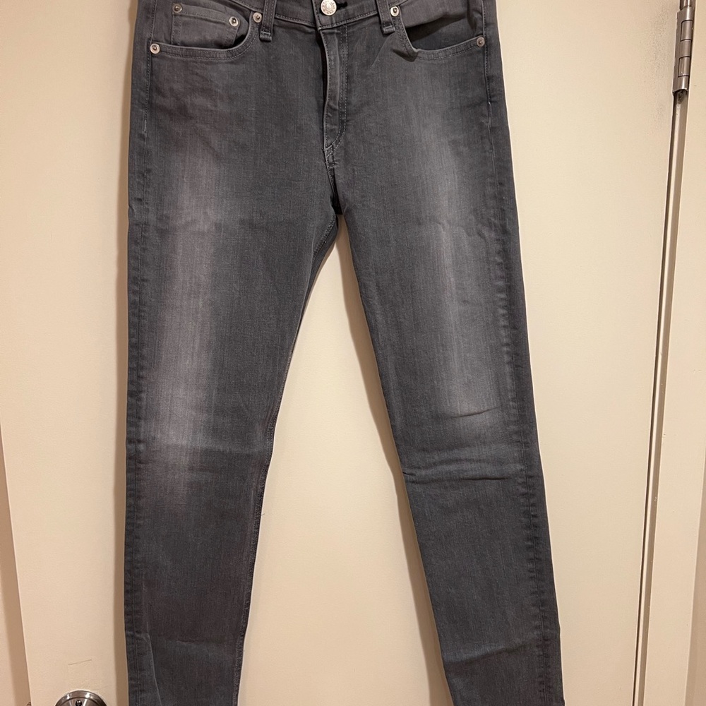 Rag & Bone Buxton wash, skinny, low rise, jean. Size 31. Very stretchy.